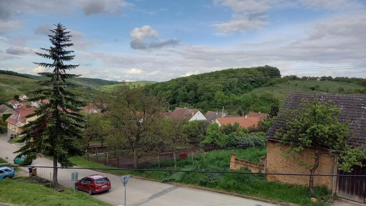 Apartmány 27 Němčičky Exterior foto