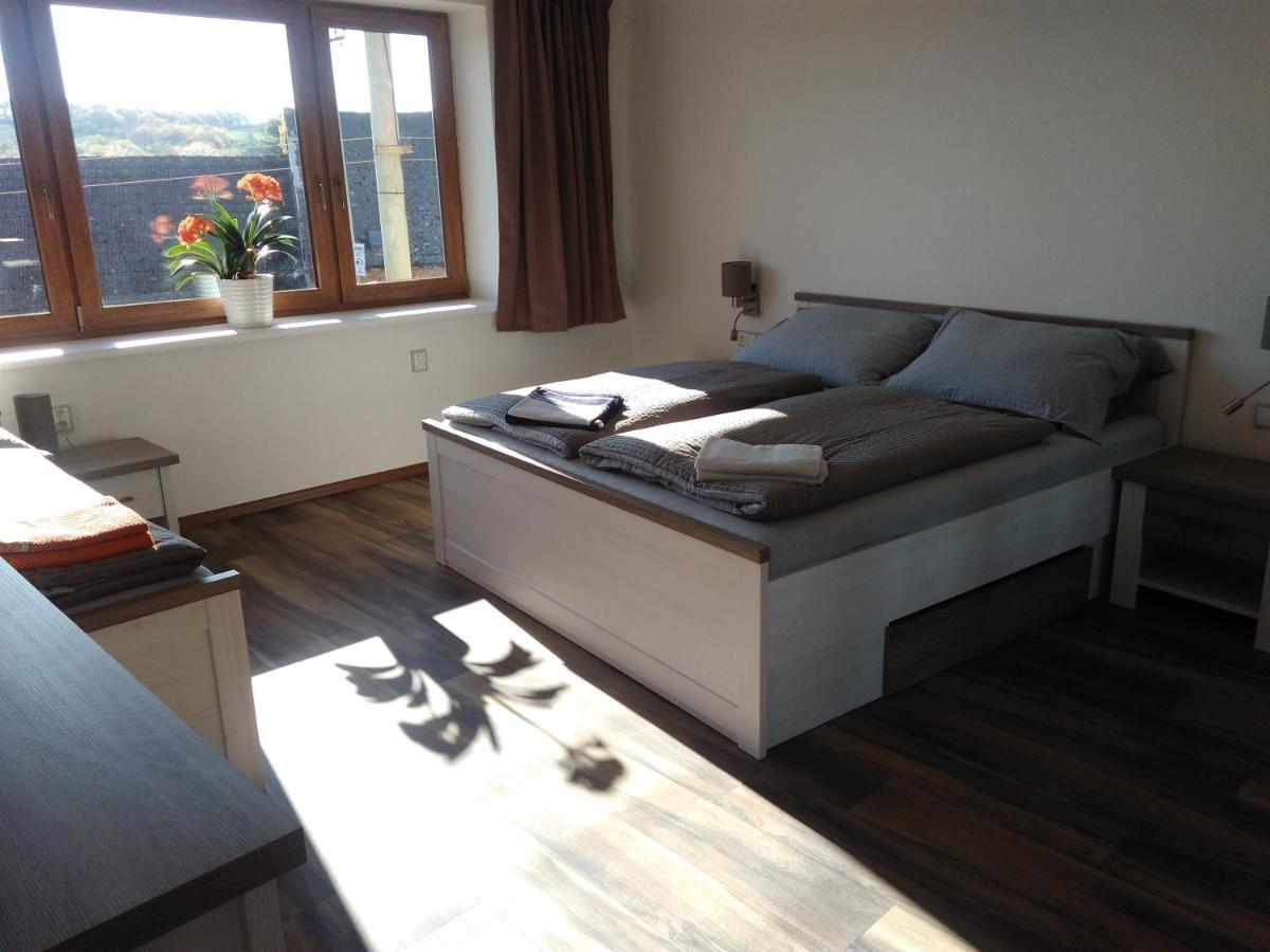 Apartmány 27 Němčičky Exterior foto